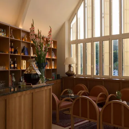 Maison Borreze 5*