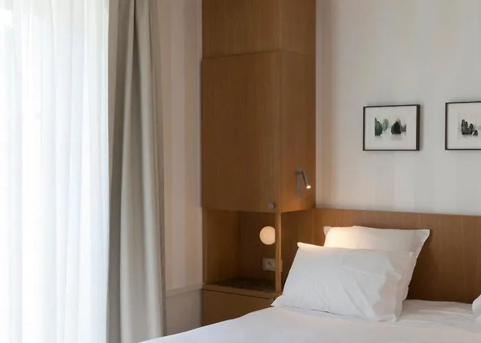 فندق Maison Borreze 5*