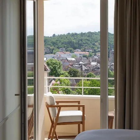 Maison Borreze 5*