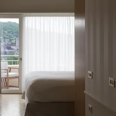 Hotel Maison Borreze 5*
